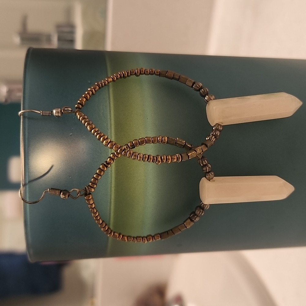 Hoop Earrings with White quartz
